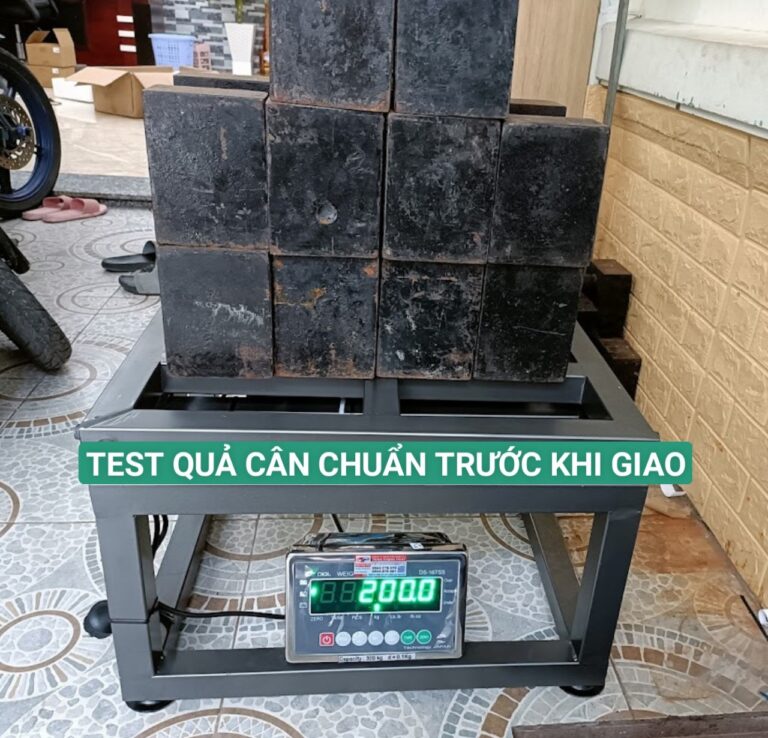 Kiểm tra dộ chính xác trước khi giao khách hàng