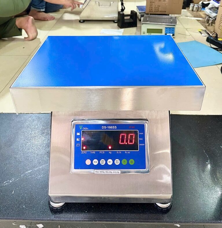 Cân ghế hộp inox 166ss chữ số đỏ chống nước
